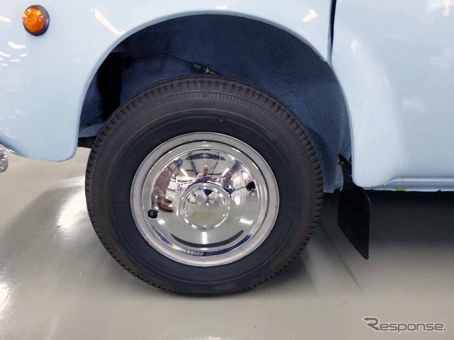 ブリヂストンに専用品として発注した10インチタイヤ