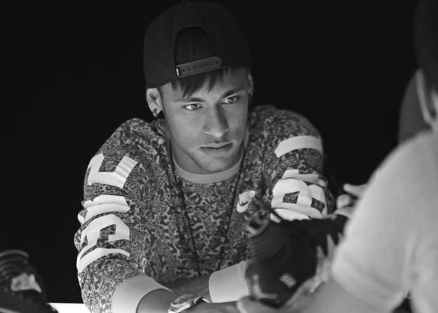 ナイキ、NJR×JORDANコレクションからホワイトカラー限定発売