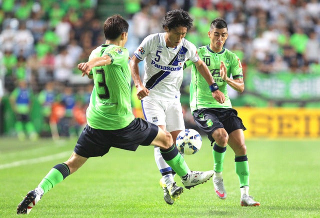 丹羽大輝 参考画像（中央/2015年8月26日）(c) Getty Images