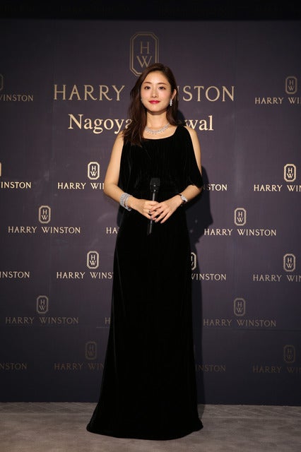 石原さとみがハリー・ウィンストン名古屋店のリニューアルオープンセレモニーに登壇（2016年11月3日）写真提供：「ハリー・ウィンストン名古屋店」 リニューアルオープニングセレモニー