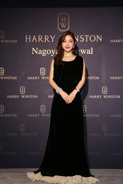石原さとみがハリー・ウィンストン名古屋店のリニューアルオープンセレモニーに登壇（2016年11月3日）写真提供：「ハリー・ウィンストン名古屋店」 リニューアルオープニングセレモニー