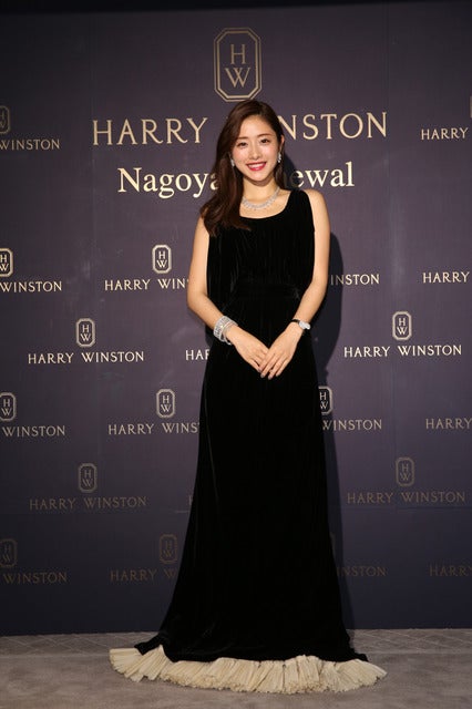 石原さとみがハリー・ウィンストン名古屋店のリニューアルオープンセレモニーに登壇（2016年11月3日）写真提供：「ハリー・ウィンストン名古屋店」 リニューアルオープニングセレモニー
