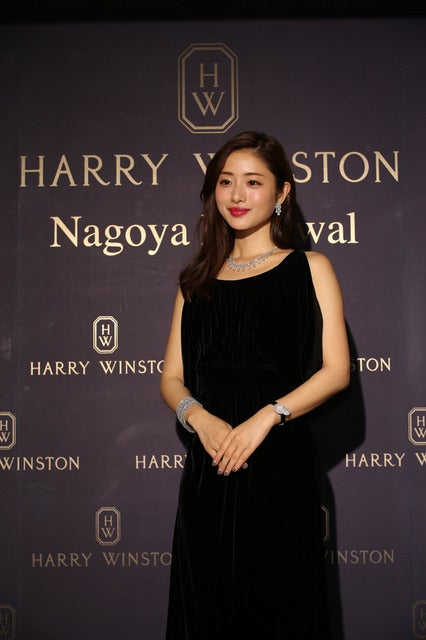 石原さとみがハリー・ウィンストン名古屋店のリニューアルオープンセレモニーに登壇（2016年11月3日）写真提供：「ハリー・ウィンストン名古屋店」 リニューアルオープニングセレモニー