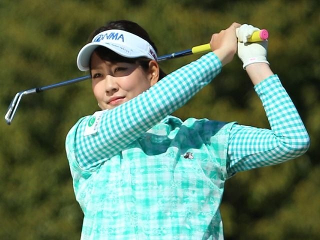 プロゴルファー藤田さいき、福田真未がトークショー開催…Black&White