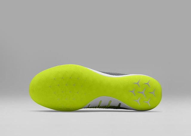 ナイキ、C・ロナウドの才能が見出された日を記念した「CR7 チャプター3:ディスカバリー」発売