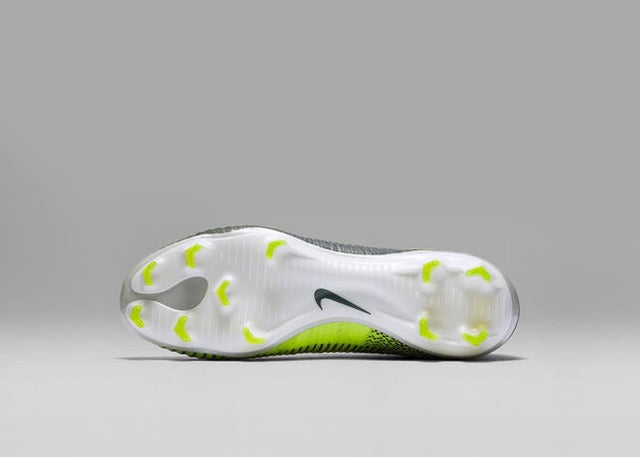 ナイキ、C・ロナウドの才能が見出された日を記念した「CR7 チャプター3:ディスカバリー」発売