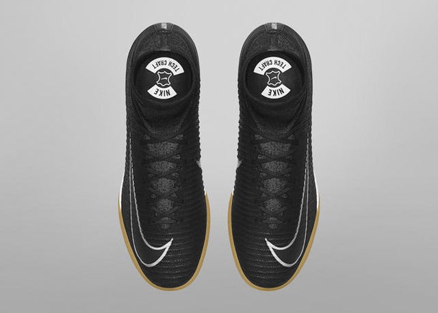 ナイキ、ブラックアッパーが特徴の「テック クラフト コレクション」発売