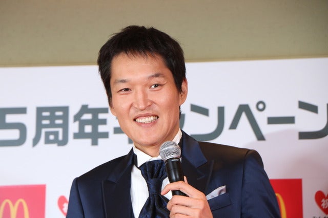 たかみな、パンツ透けてる?…赤のドレスでマック商品PR撮影:山本有莉