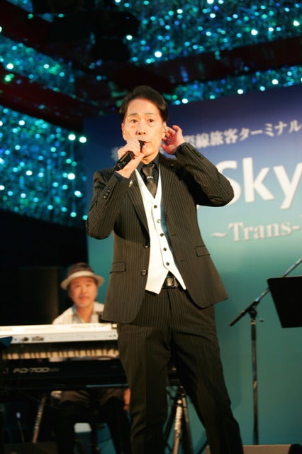 「買い物をしているときに自分の曲が流れてくると挙動不審になってしまう」と稲垣潤一撮影：山口和幸