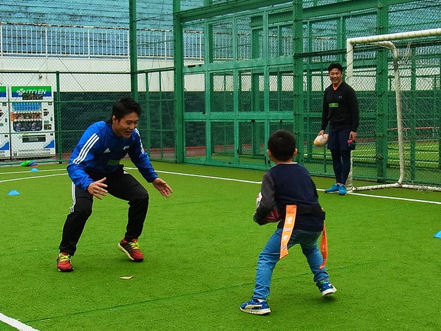 ラグビー日本代表オフィシャルスポンサー、ロバート・ウォルターズ・ジャパンのファミリーイベント（11月19日、千駄ヶ谷フットサルコート）《撮影 大野雅人（Gazin Airlines）》