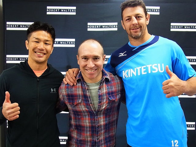 ラグビー日本代表オフィシャルスポンサー、ロバート・ウォルターズ・ジャパンのファミリーイベント（11月19日、千駄ヶ谷フットサルコート）《撮影 大野雅人（Gazin Airlines）》