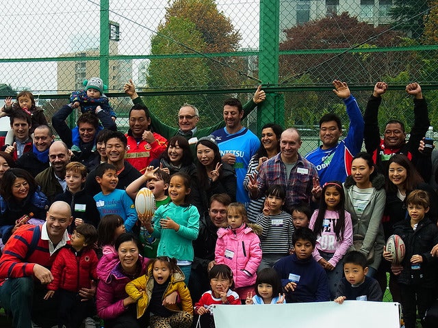 ラグビー日本代表オフィシャルスポンサー、ロバート・ウォルターズ・ジャパンのファミリーイベント（11月19日、千駄ヶ谷フットサルコート）《撮影 大野雅人（Gazin Airlines）》