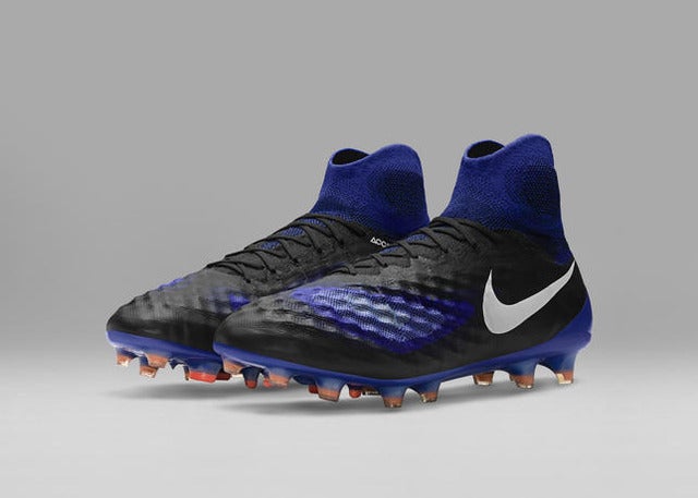 ナイキ、ブラックアッパー採用の「ダーク ライトニング パック」発売