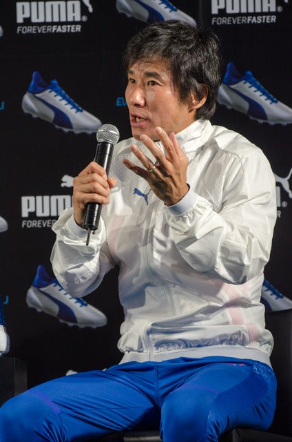プーマの新スパイク『evo TOUCH J』発表会に登壇した中山雅史（2016年12月1日）撮影：五味渕秀行