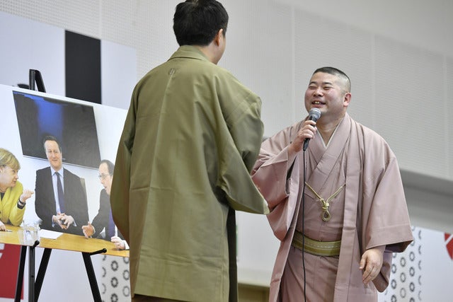 報道写真を通して落語家が未来へメッセージ…写真×落語「写噺」