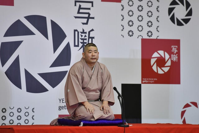 報道写真を通して落語家が未来へメッセージ…写真×落語「写噺」
