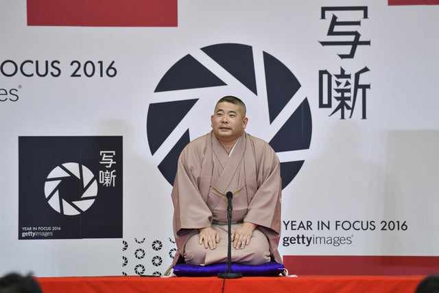 報道写真を通して落語家が未来へメッセージ…写真×落語「写噺」