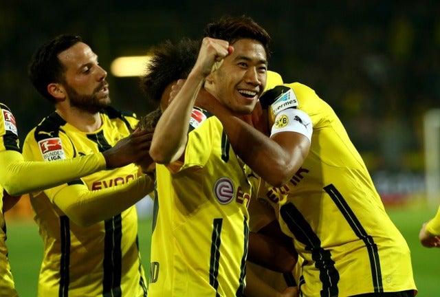 香川真司が今季初ゴール 1G1Aでブンデス公式MOMに選出（2017年4月4日）(c) Getty Images