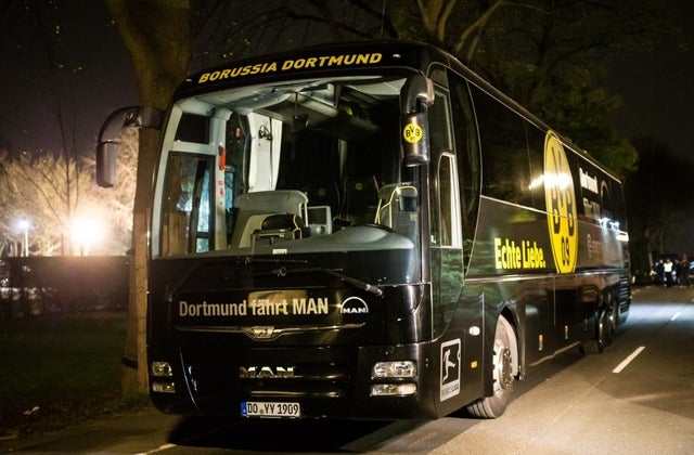 ドルトムントのチームバス付近で爆発事故（2017年4月11日）(c) Getty Images