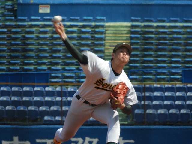 専修大・前田敬太君(2年・中部商)撮影：手束仁