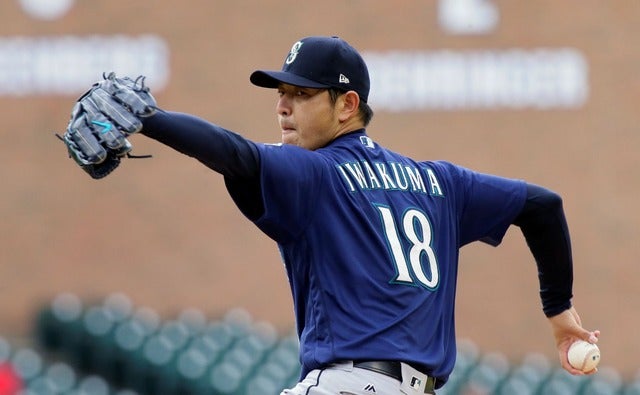 シアトル・マリナーズの岩隈久志が6回途中1失点 (2017年4月27日）(c) Getty Images