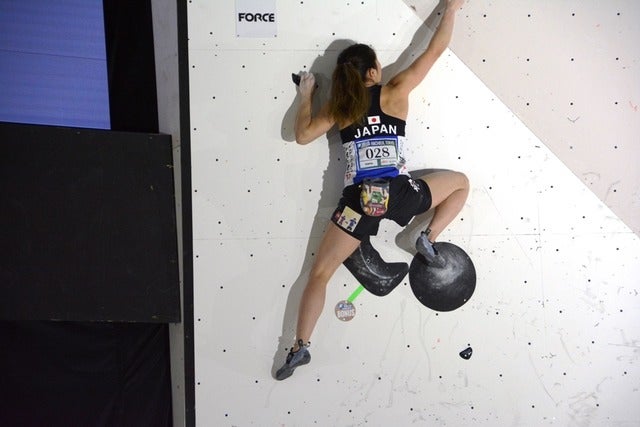 ボルダリングＷ杯開幕、日本女子勢は予選通過4名…野中生萌、野口啓代、小武芽生、尾上彩撮影者：大日方航