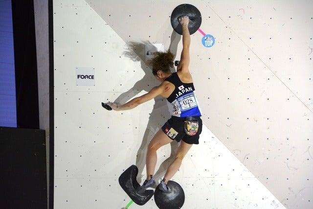 ボルダリングＷ杯開幕、日本女子勢は予選通過4名…野中生萌、野口啓代、小武芽生、尾上彩撮影者：大日方航