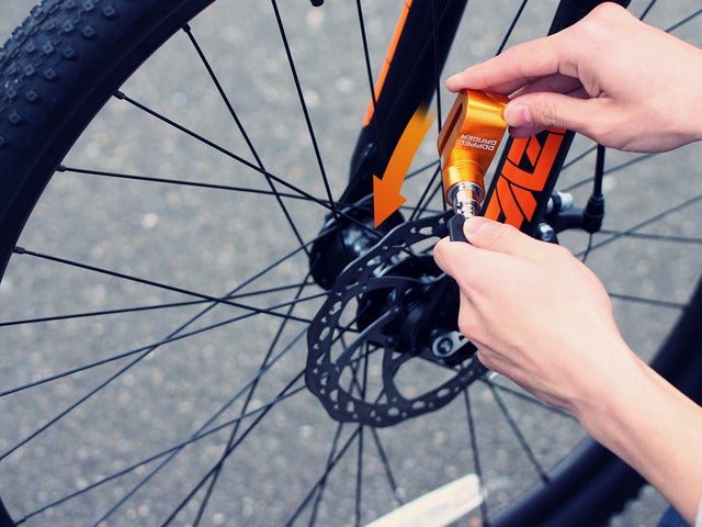 手のひらサイズの自転車・バイク用ロック「コンパクトディスクロック」発売