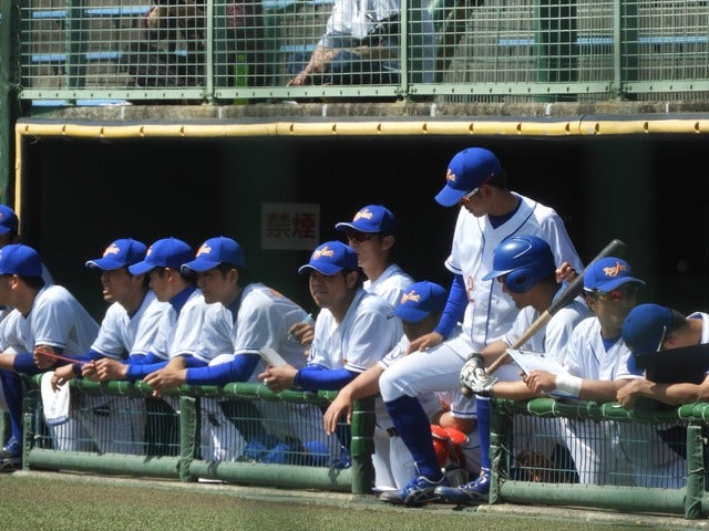 東京ガスのベンチ撮影：手束仁