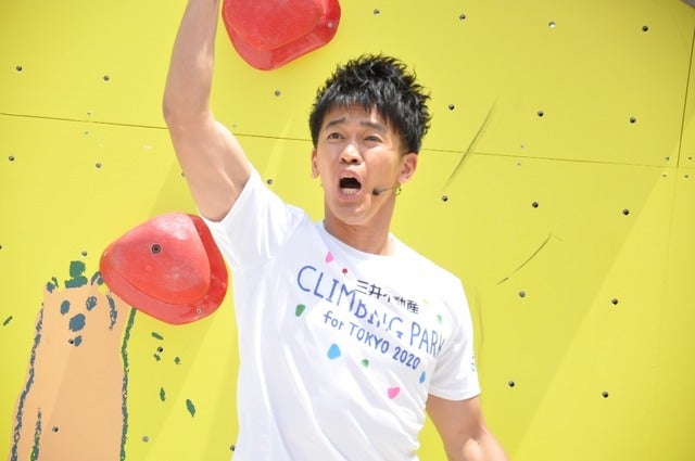 野口啓代（あきよ）選手、野中生萌（みほう）選手と、元・陸上十種競技選手武井壮さんが、ららぽーと豊洲にて5月18日～21日の4日間開催される「三井不動産クライミングパーク for TOKYO2020」オープニングイベントに登壇した。撮影者：大日方航