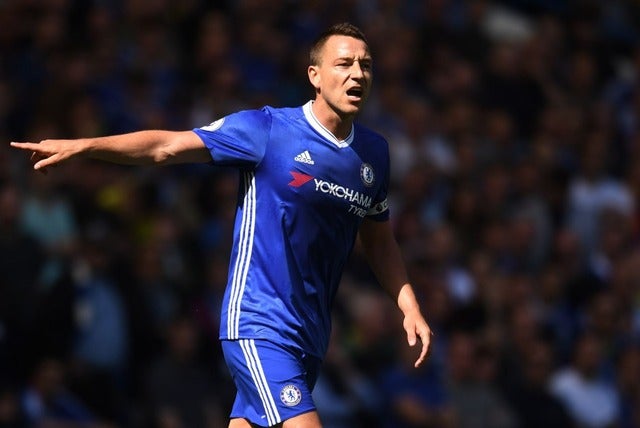 チェルシーのジョン・テリーは背番号と同じ前半26分に交代（2017年5月21日）（c）Getty Images