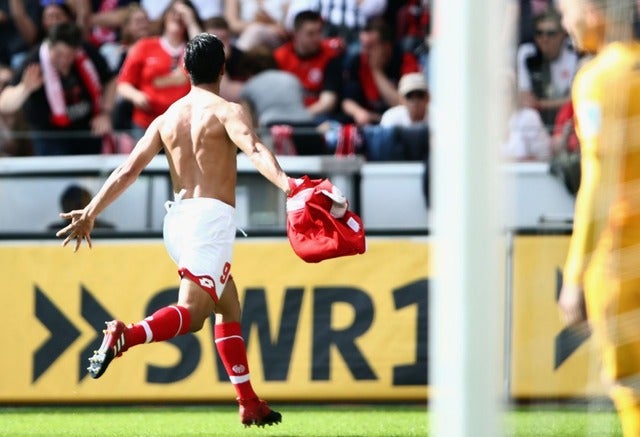 武藤嘉紀がブンデス日本人200得点目のゴール （2017年5月13日）(c) Getty Images