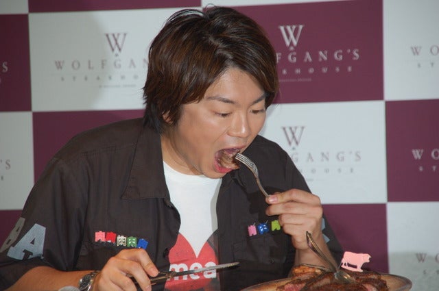 六本木ウルフギャング・ステーキエンターテイメントに登壇した肉マイスターの田辺晋太郎（2017年5月29日）撮影：北川雄太