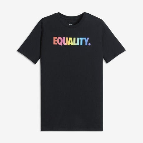 ナイキ、LGBTQコミュニティにインスパイアされた「2017 BETRUEコレクション」発売