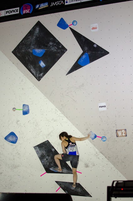 ボルダリングW杯八王子大会に出場した小武芽生（2017年5月7日）撮影：五味渕秀行