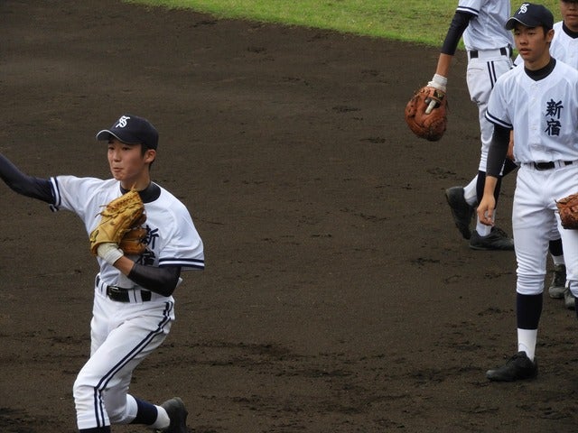 新宿のサイドノック撮影：手束仁