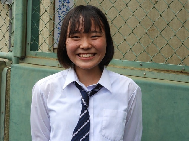 新宿の女子マネは、今を時めくタイムリーネームの高安（柚奈）さん撮影：手束仁