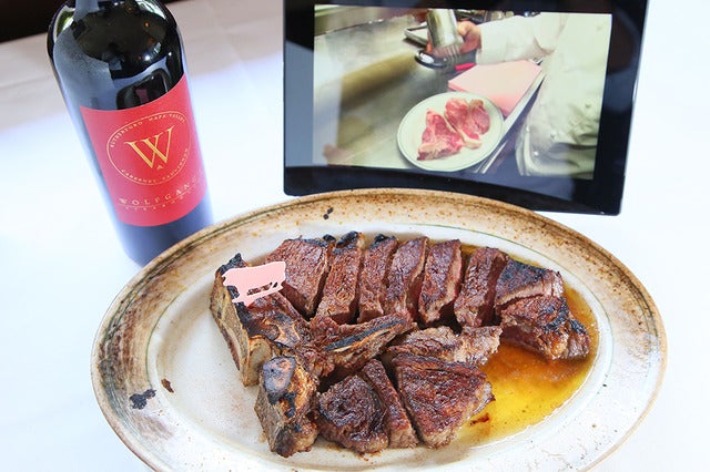 寺門ジモンらが登壇した六本木ウルフギャング・ステーキエンターテインメント 発表（5月29日、東京・六本木）