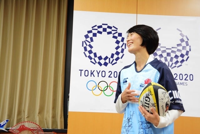 6月7日、サントリーサンゴリアスの選手たちとNSWワラターズの選手たちが、スポーツ庁の鈴木大地長官と、丸川珠代東京オリンピック・パラリンピック競技大会担当大臣をそれぞれ訪問した。撮影者：大日方航