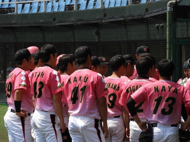 矢場とんの攻撃前の円陣撮影：手束仁