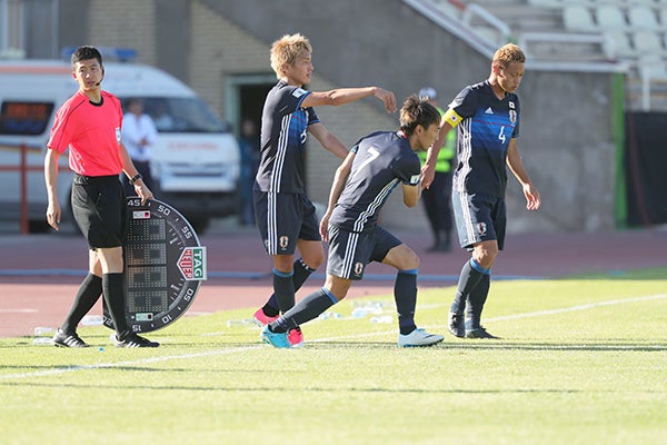 日本代表クロスレビュー エンジョイ のイラク 攻撃の効率を欠いた日本 サッカー スポーツブル スポブル