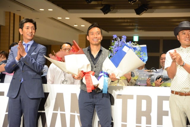 MTGは、水の力を利用して体幹を刺激するトレーニングギア「TAIKAN STREAM」の発表会を6月20日に都内に開催した。共同開発パートナーとして本製品の開発に携わった、サッカー日本代表の長友佑都選手とプロゴルファーの片山晋呉選手が当日は出席した。撮影者：大日方航