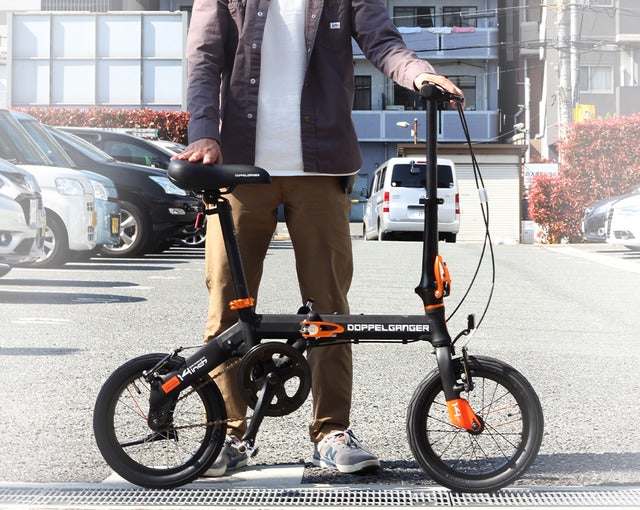 専用スーツケースに入れて運べる折りたたみ自転車「ハコベロ」発売