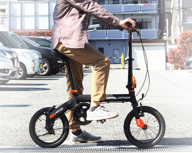 専用スーツケースに入れて運べる折りたたみ自転車「ハコベロ」発売