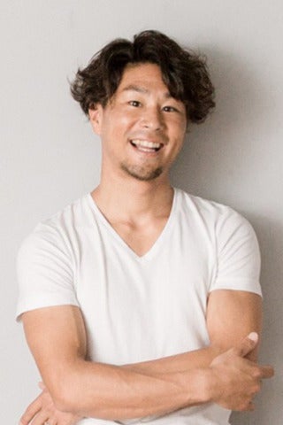 ビーチでエクササイズやヨガを楽しむ「サマーフィットネス」開催