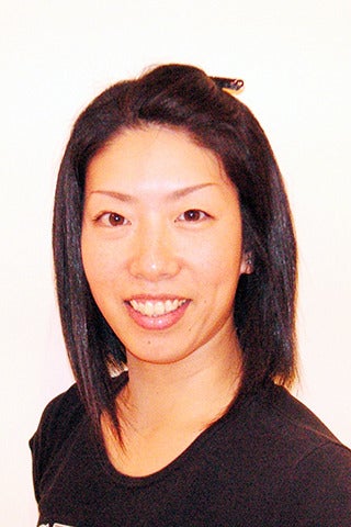 ビーチでエクササイズやヨガを楽しむ「サマーフィットネス」開催