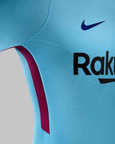 ナイキ、鮮やかなブルーが印象的なFC バルセロナ「アウェイキット2017-18」発売