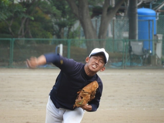 足立新田・清水友喜君撮影：手束仁