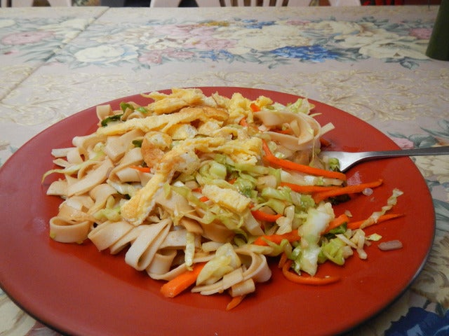 ネパール風焼きそば　山の上で食べれば何でも美味しいPhoto Asami SAKURA