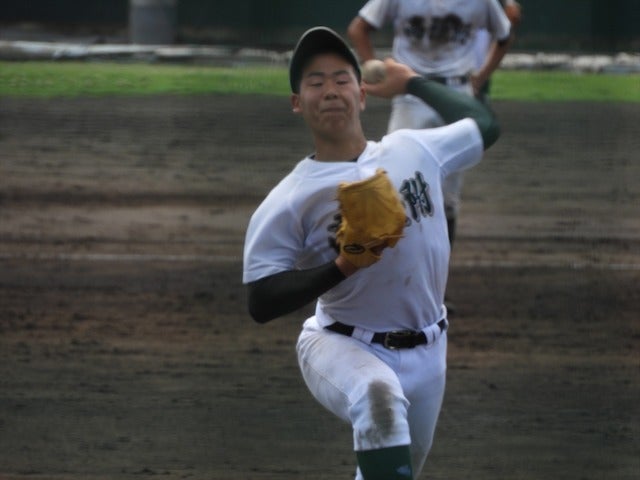 高崎経済大附・高橋知大君撮影：手束仁